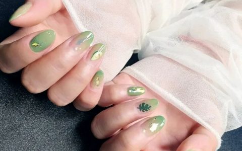 美甲图片2020新款式 我们这里有流行的趋势美甲