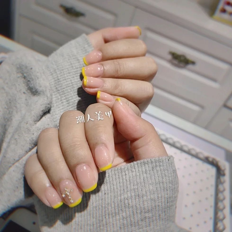 适合夏天做的法式美甲，不要太美哦