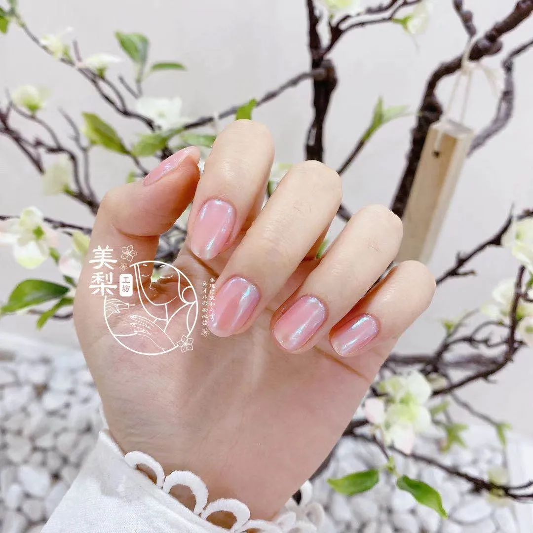 来看看大家最近都做了什么美甲款式