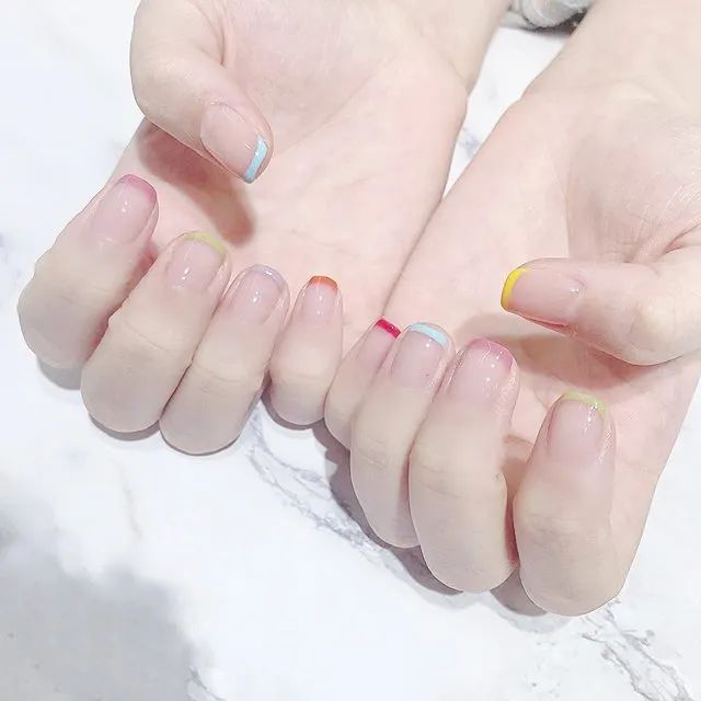 适合夏天做的法式美甲，不要太美哦