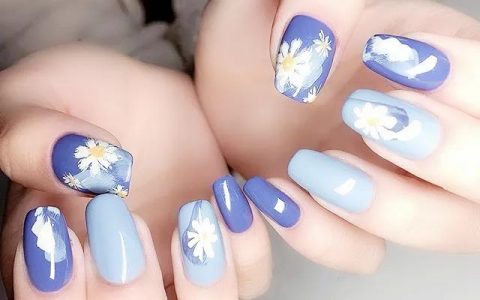 牛油果绿弱爆了！今年必火“婴儿蓝美甲”美炸