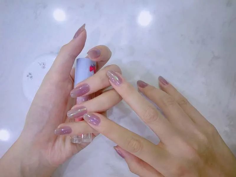 来看看大家最近都做了什么美甲款式