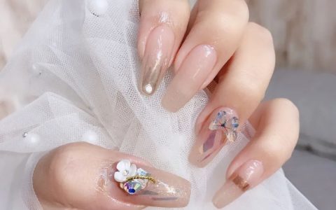 精选70款好看的美甲图片！2020流行的款式BlingBling她来啦！