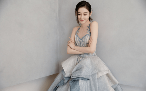 今夏火爆时尚圈的“茶歇裙”，专治腿粗屁股大，穿上就暴瘦！