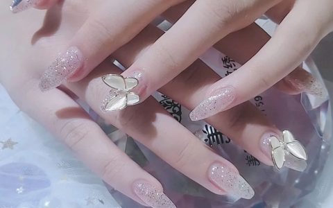 6月份（2020）最高收藏的80款热门美甲，集美们准备好流量