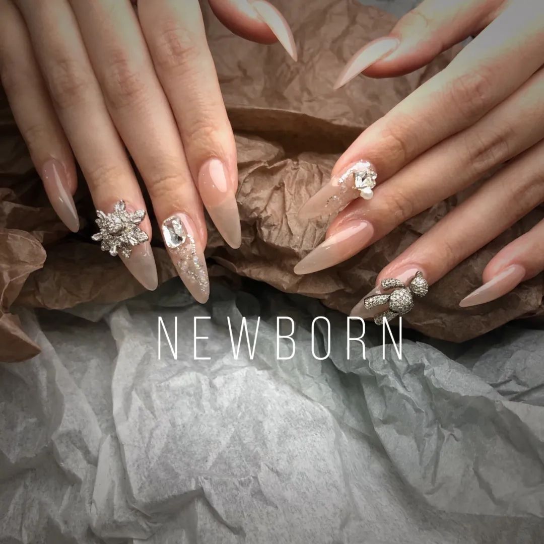 网红轻奢风美甲，自带壕气的高级美