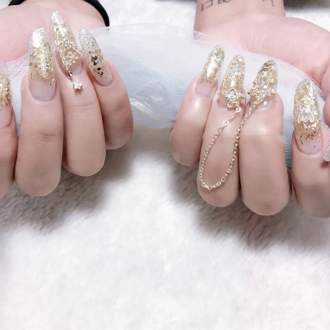 网红轻奢风美甲，自带壕气的高级美