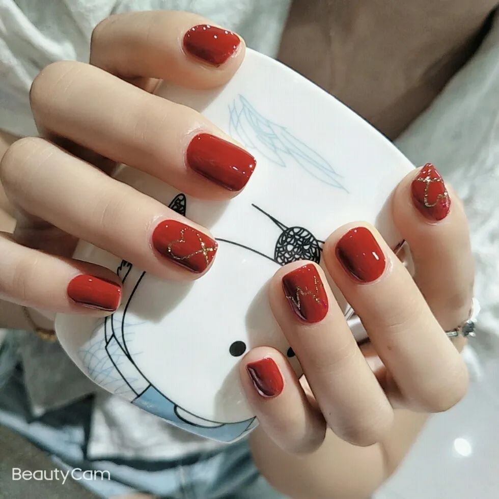 7月份(2020)做什么美甲色能旺运？