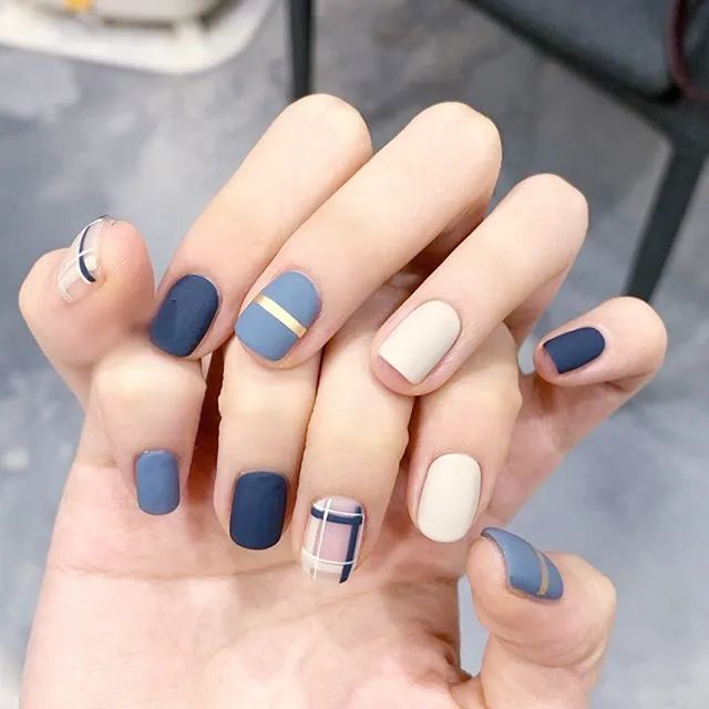 7月份(2020)做什么美甲色能旺运？