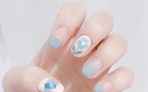 今夏2020最热门的3组美甲配色！太清爽了！