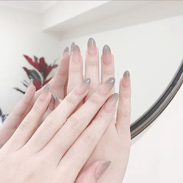 这些渐变美甲太适合夏天了