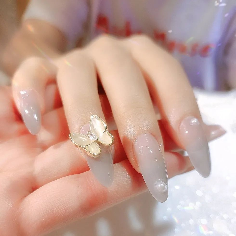 网红轻奢风美甲，自带壕气的高级美