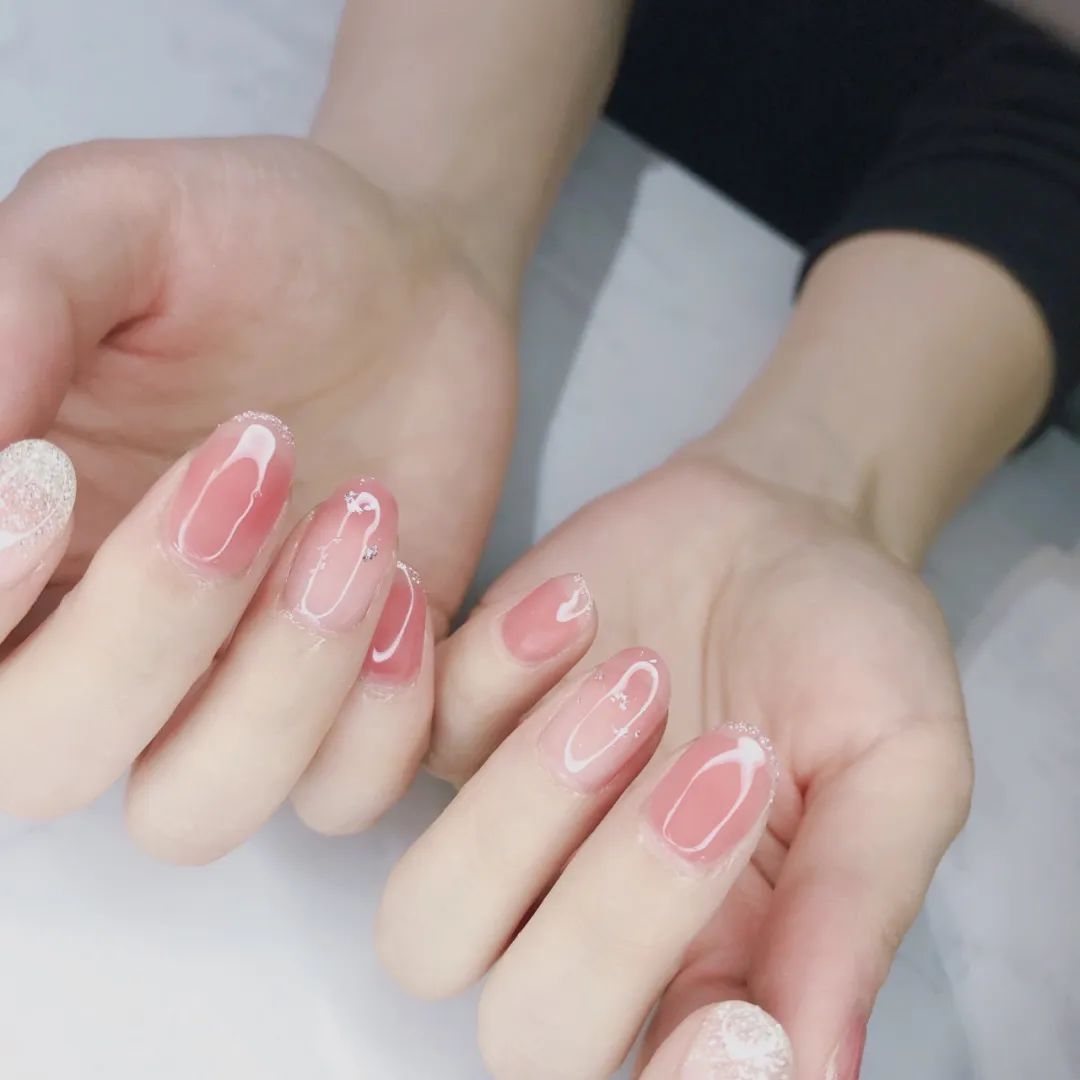 这些渐变美甲太适合夏天了