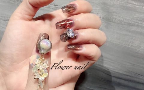 网红轻奢风美甲，自带壕气的高级美