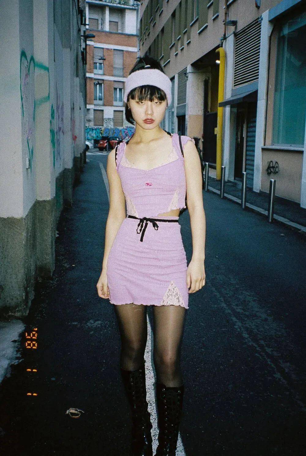 新晋穿搭博主Hailey告诉你：原来甜辣女孩都是有套路的？