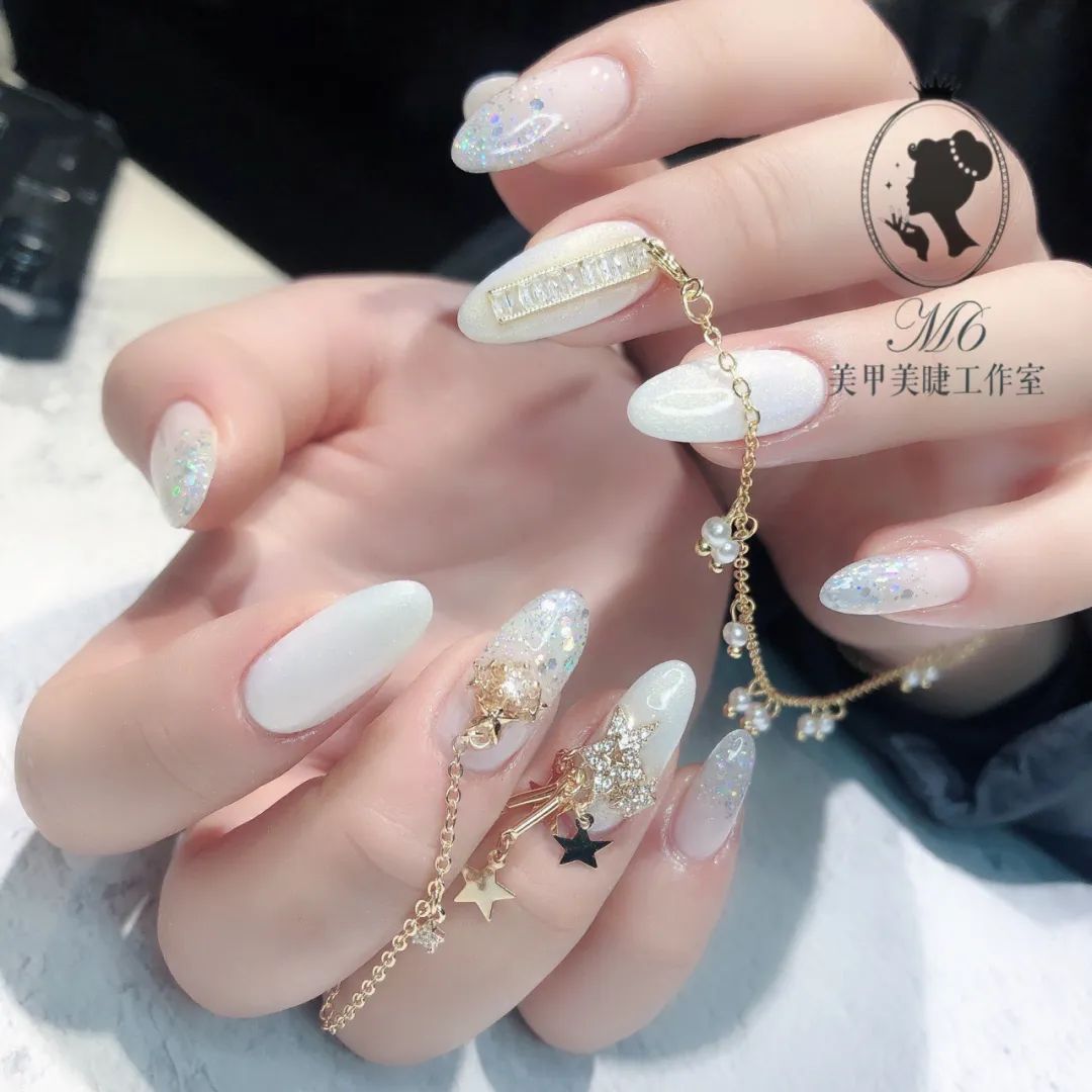 网红轻奢风美甲，自带壕气的高级美