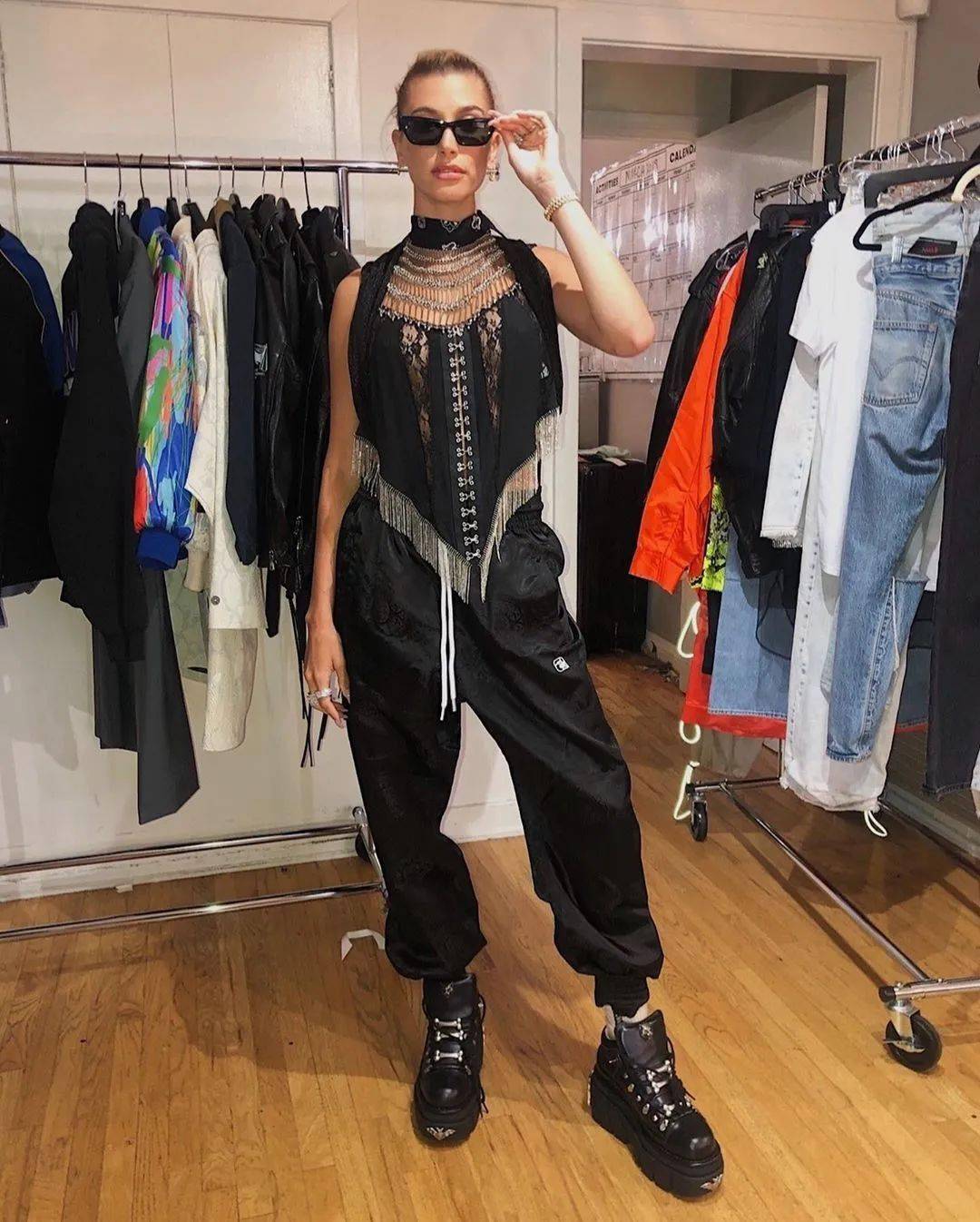 新晋穿搭博主Hailey告诉你：原来甜辣女孩都是有套路的？