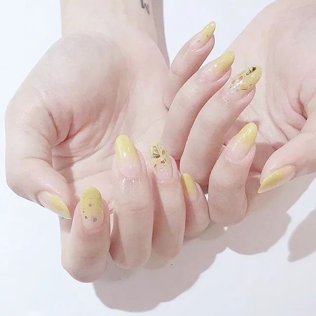 这些渐变美甲太适合夏天了