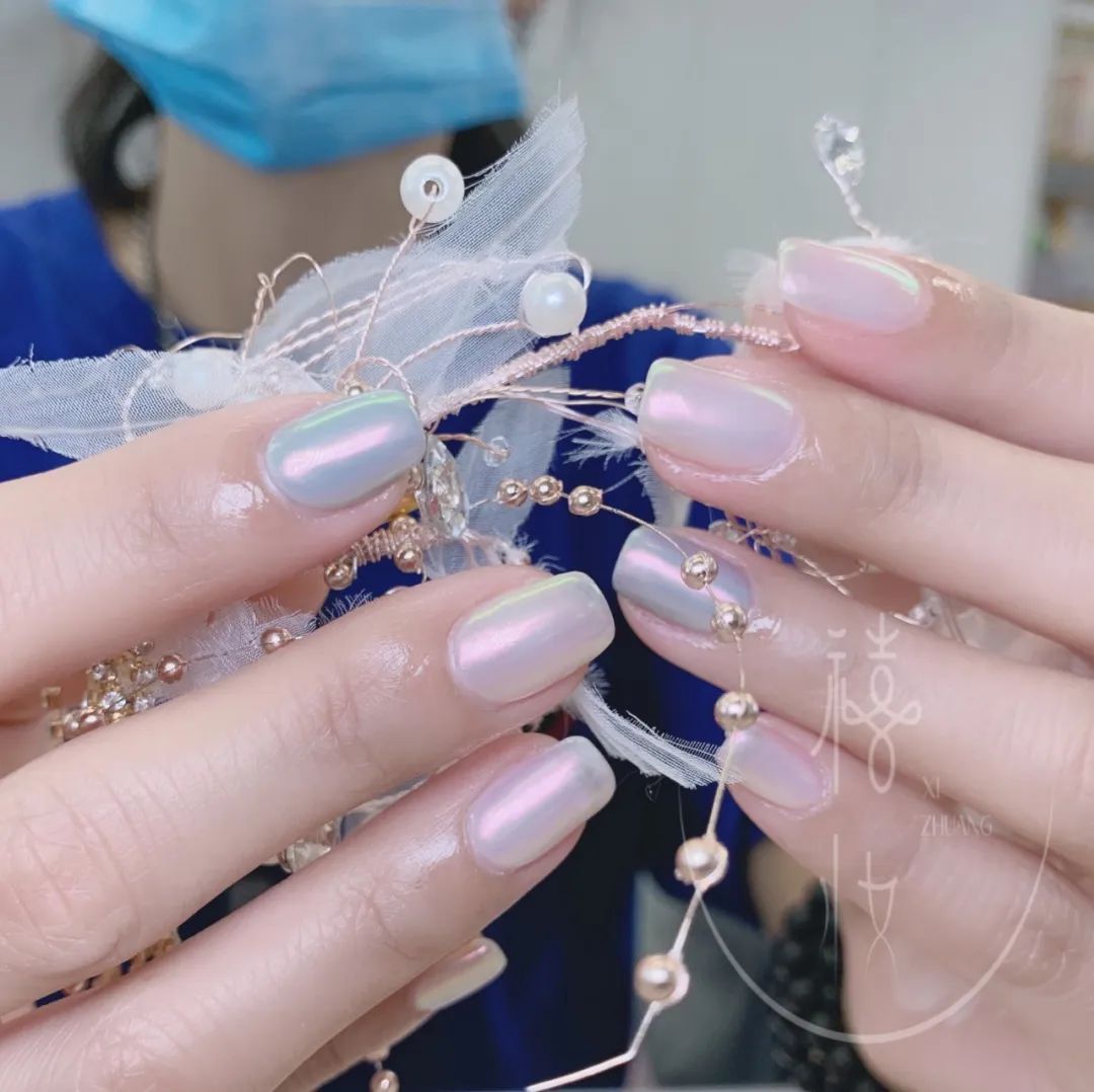2020年新款极光色美甲，简直美翻天了