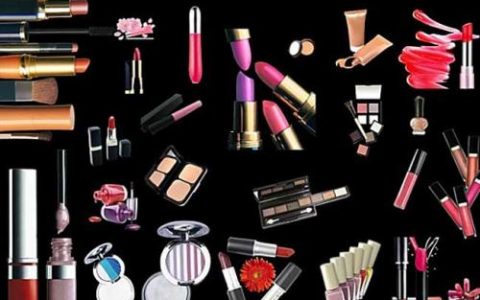 你们一般都在哪买化妆品啊？