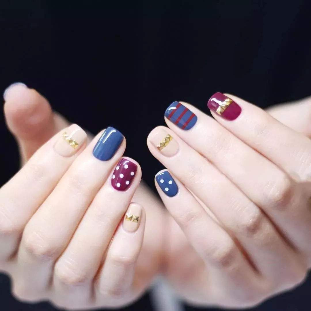 波点美甲 气质美甲波点图片