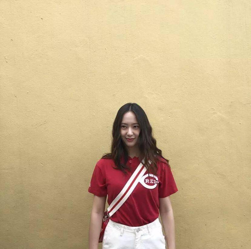 跟着明星学穿搭，今年流行这4种穿搭！