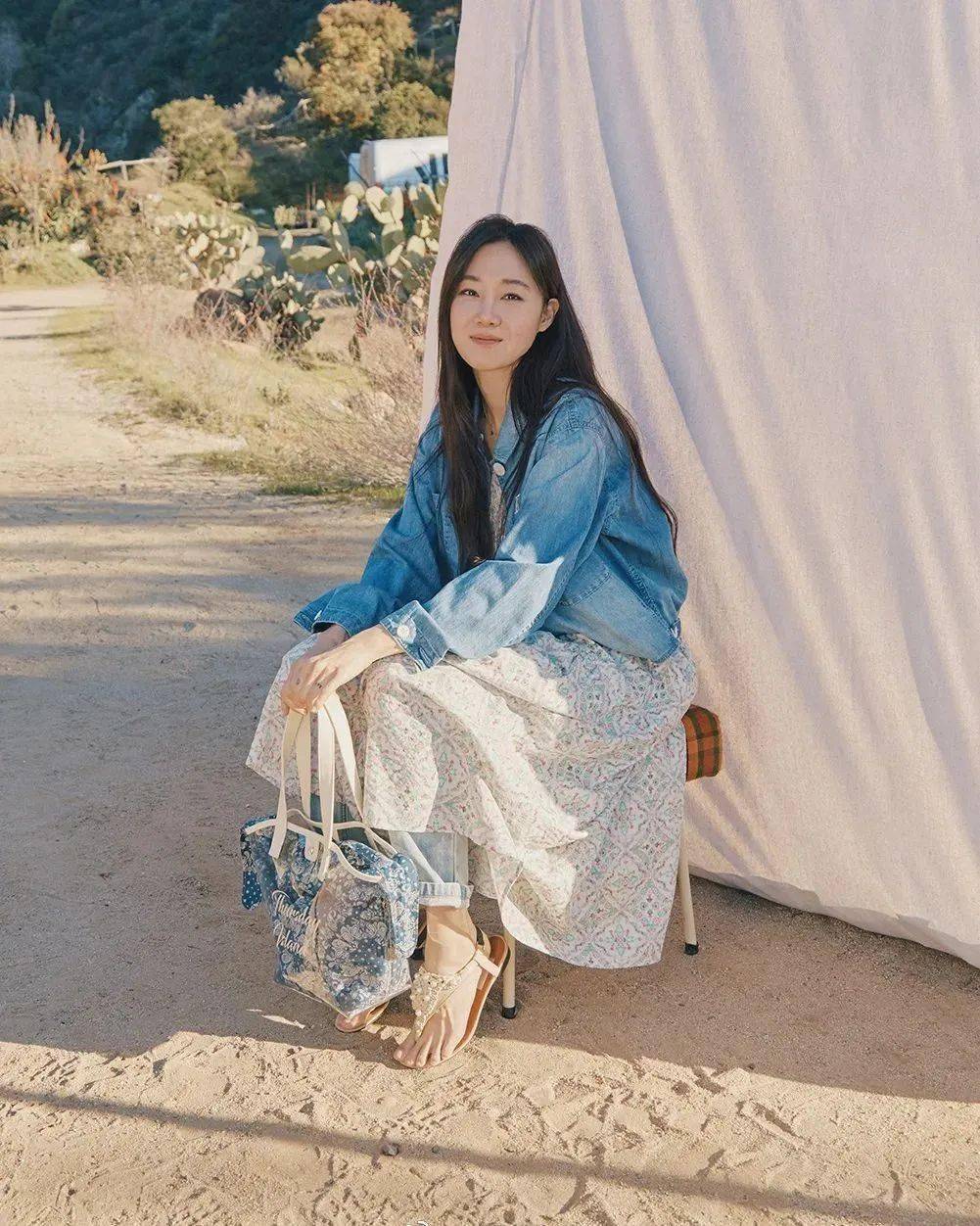 “连衣裙+凉鞋”=2020最in最时髦cp，今夏不穿简直白过了！