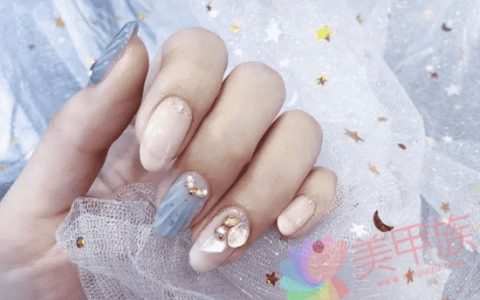 光疗美甲的步骤图文解析 教你做光疗甲