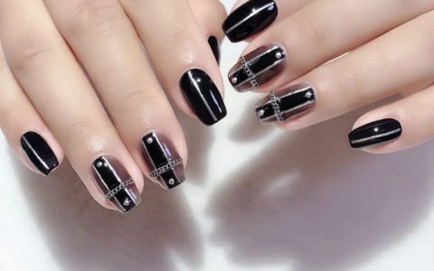 适合夏季的40款超显手白的方圆甲！