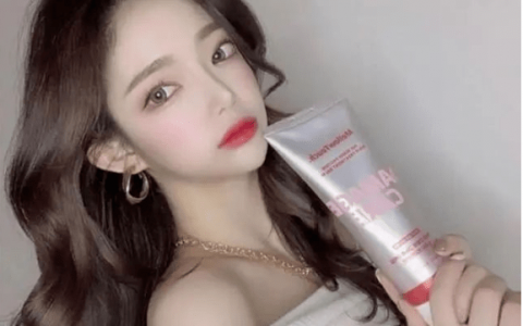 短发看倦了？那就换上这5款今年很流行的长卷发吧！