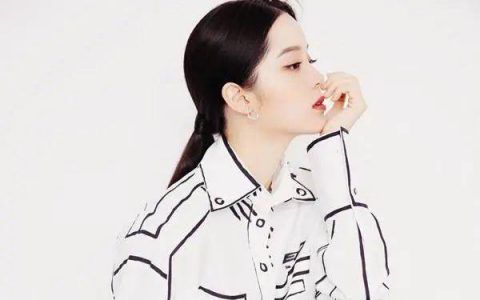 夏天穿这5个极简色=很显贵显白！