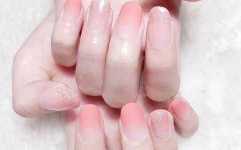 叮咚！你们要的高颜值七夕美甲来咯！