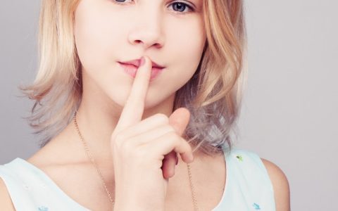 韩式学生短发怎么扎，这几种编法会让你更好看