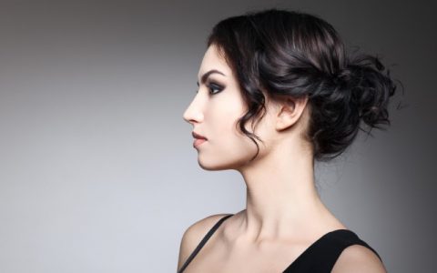 一根簪子如何挽头发，简单30秒搞定