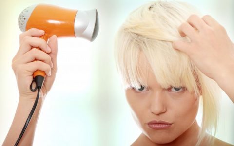 女生头顶头发稀少怎么办，教你如何拥有浓密秀发