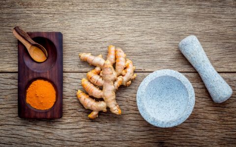 生姜和醋放在肚脐，这几种好处你知道吗