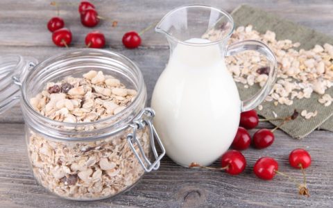 燕麦片怎么吃减肥效果好，，吃对燕麦减肥快