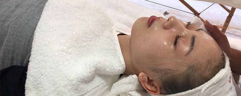 不同年龄段的女生该如何护肤 针对不同阶段的皮肤问题进行管理