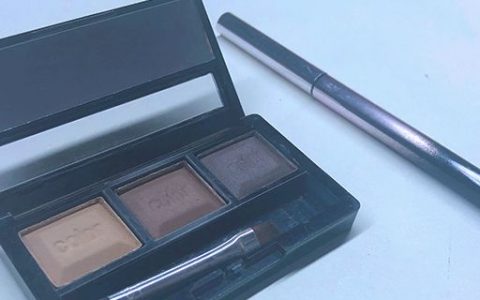 眉笔和眉粉哪个持久