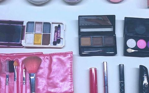 纹眉后用眉笔还是眉粉