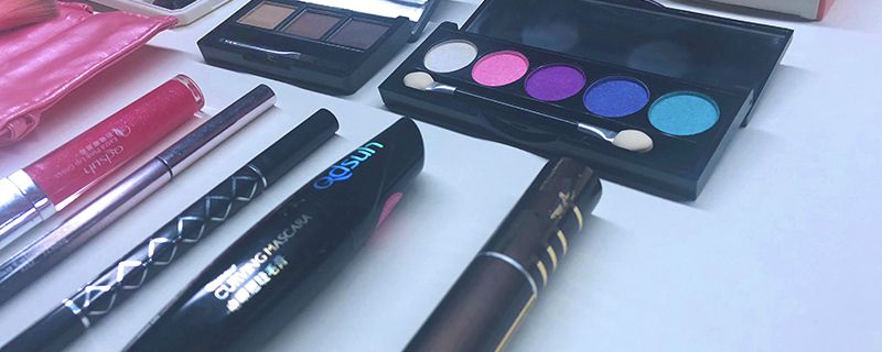 纹眉后用眉笔还是眉粉