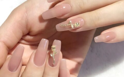 8月精选美甲，看看她们这个月都做了什么款