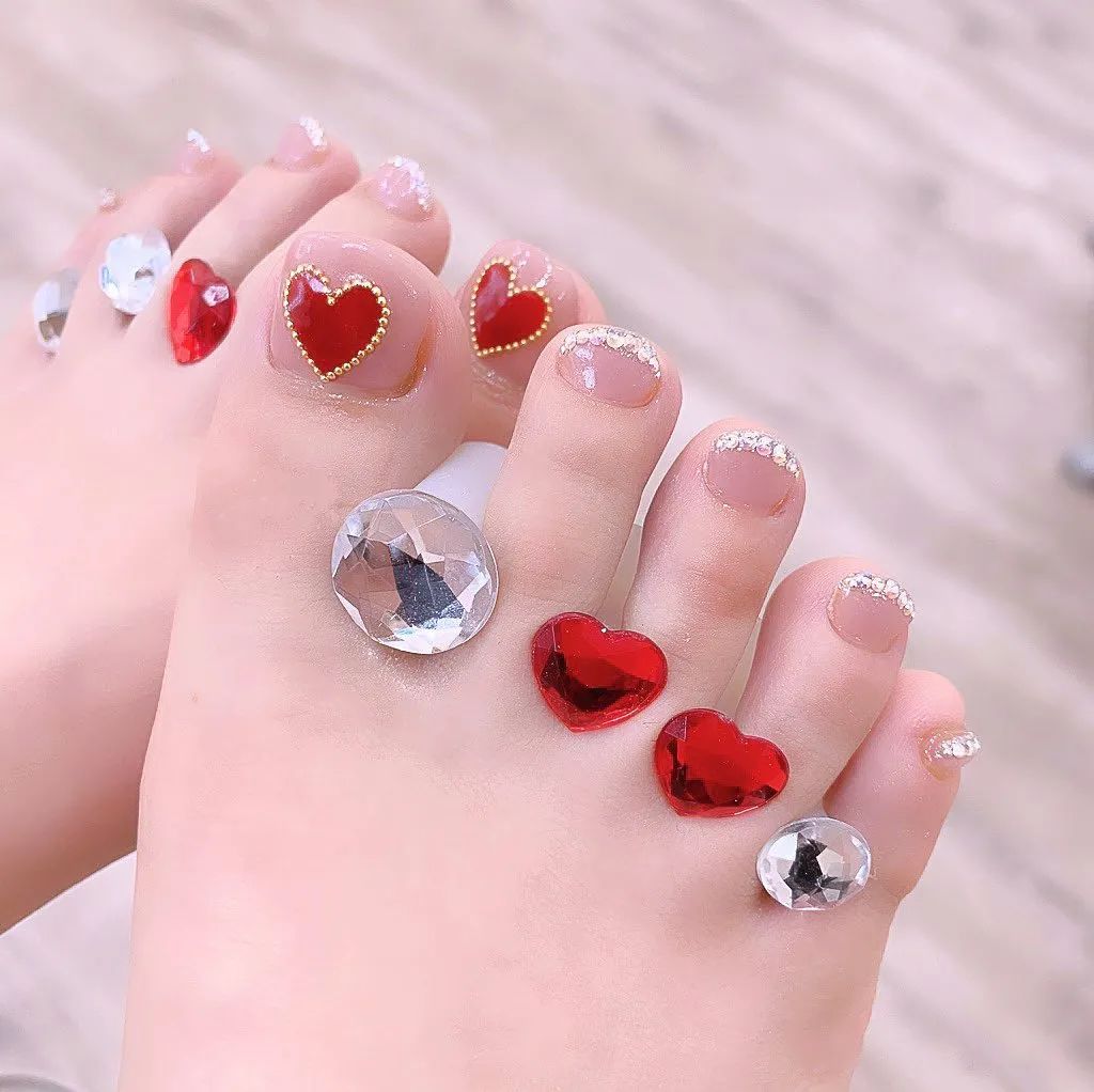 入秋后的第一杯奶茶与最后一款脚甲