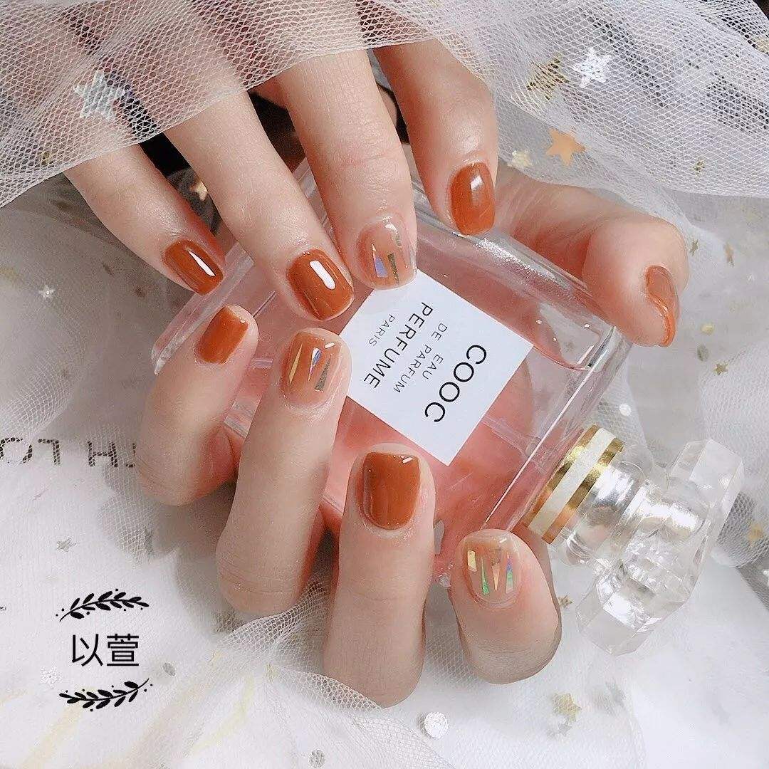  美甲怎么卸掉不伤指甲 美甲指甲变薄怎么保养？