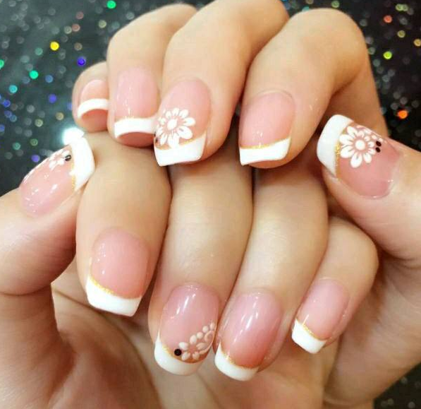  好看的法式甜心新娘美甲 法式甜心新娘美甲怎么做