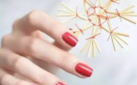 优雅纯色美甲怎么做 步骤简单成品好看