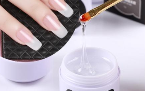 美甲灯会把手照黑吗？手被美甲灯照黑怎么恢复？