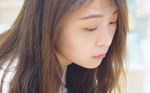 用了美白精华必须避光吗 这些美白精华需要避光