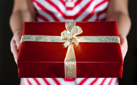 乔迁之喜送实用性礼物，推荐以下5种