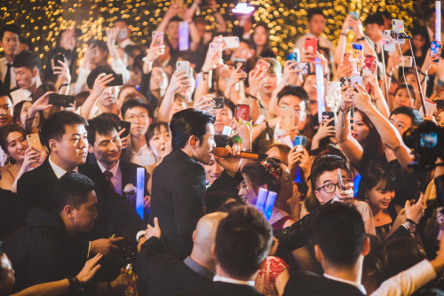 630萧敬腾海岛婚礼节暨格乐利雅陆家嘴店盛大开业